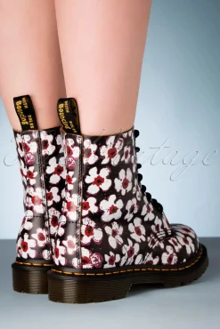 Dr. Martens 1460 Pansy Fayre Vintage Laarzen In Zwart><noscript><img width=