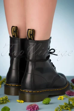 Dr. Martens 1460 Smooth Enkellaarzen In Zwart><noscript><img width=