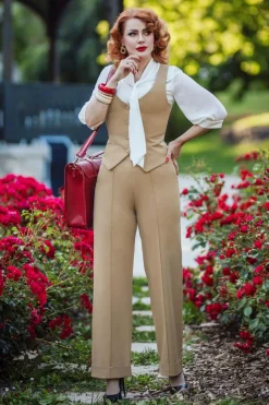 Glamour Bunny Business Babe Diadora Pantalon In Beige><noscript><img width=