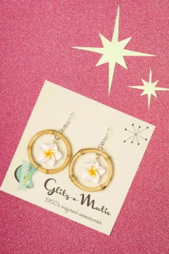 Glitz-o-Matic Floral Bamboe Oorringen In Wit><noscript><img width=