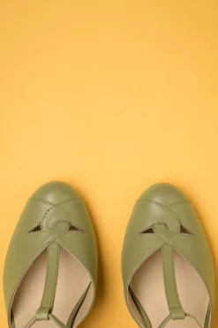 Chelsea Crew Glinda T-Strap Pumps In Salie><noscript><img width=